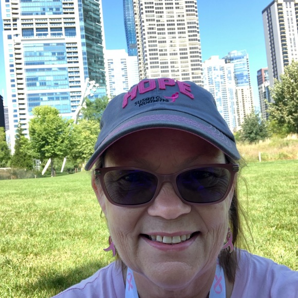 Meet your Posher, Wendy ๐ - Picture 13 of 14